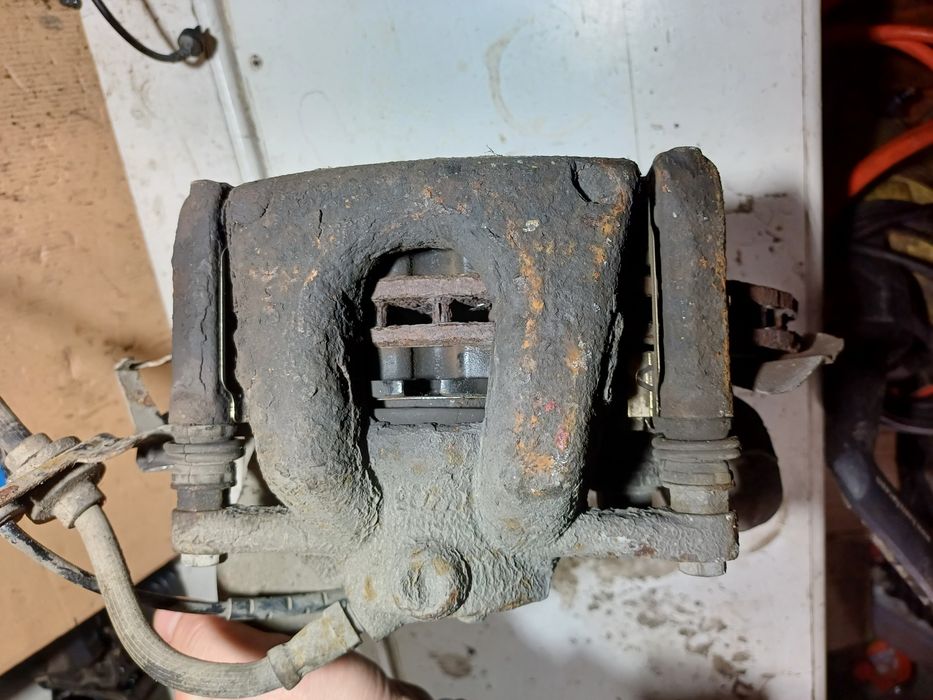 BMW E87 E90 E91 E92 БМВ Е87 Е90 Е91 Е92 Ступиці цапфа поворотні кулак