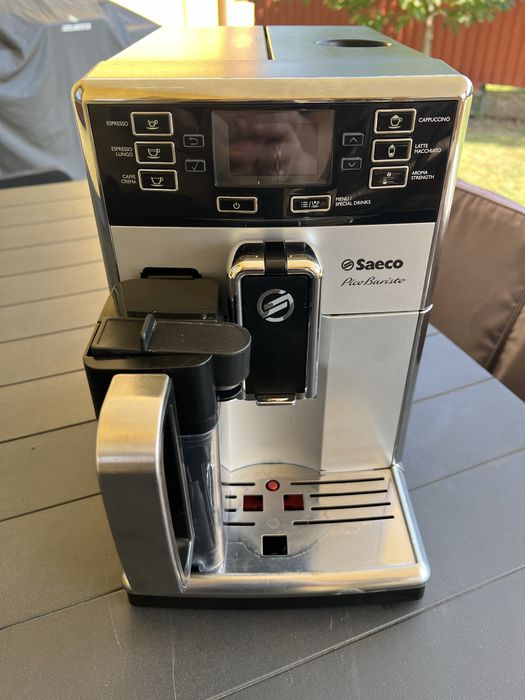 Кавомашина Saeco/DeLonghi/Philips