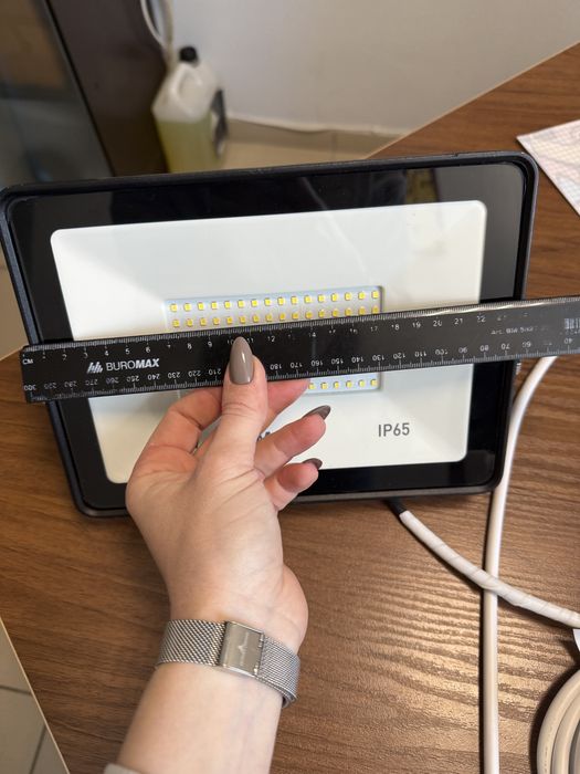 Прожектор MAXUS, FL-04, 100W, IP 65 з дротом та вилкою