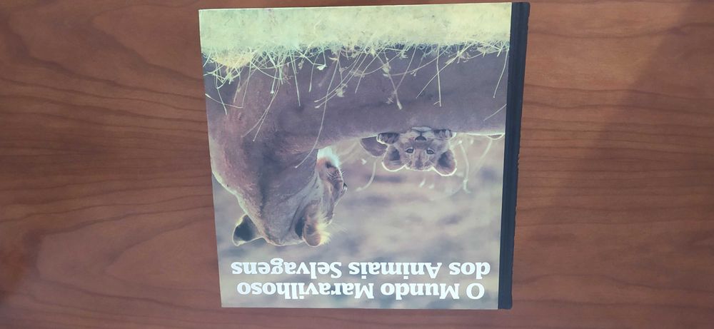 Livro "O Mundo Maravilhoso dos Animais Selvagens"