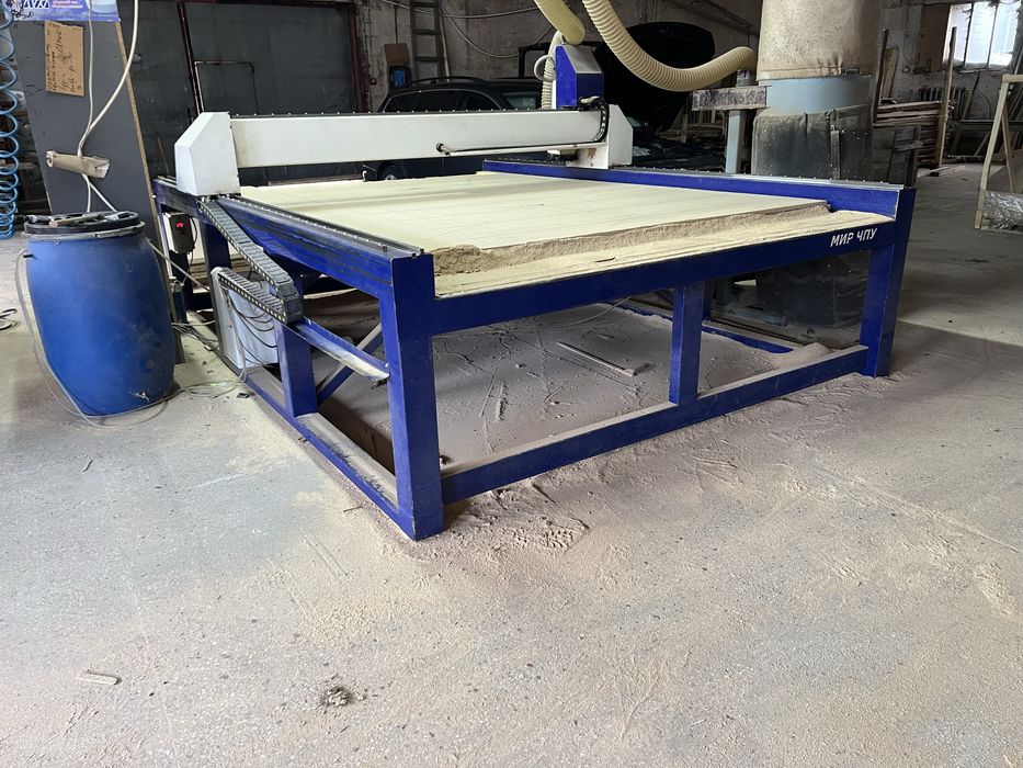 Фрезерний ЧПУ станок