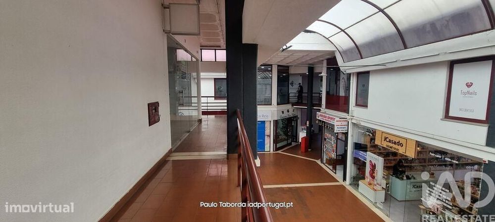 Loja / Estabelecimento Comercial em Sé e São Lourenço de 97,00 m2