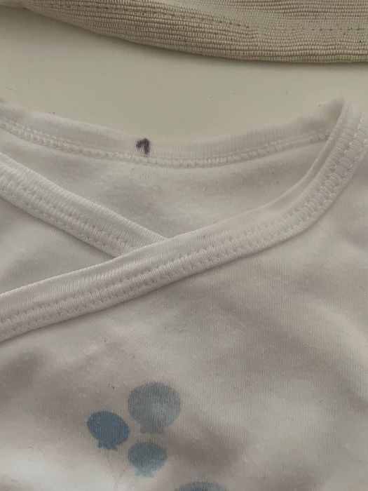 4 bodies bebé tamanho 1