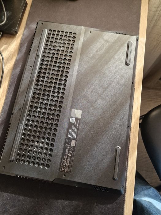 Lenovo Legion 5 15ACH6H Portátil Gaming