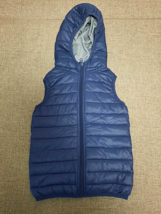 Продам жилетку на хлопчика