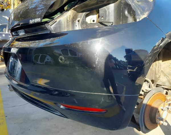 Pára-choques trás VOLKSWAGEN Scirocco (137, 138)