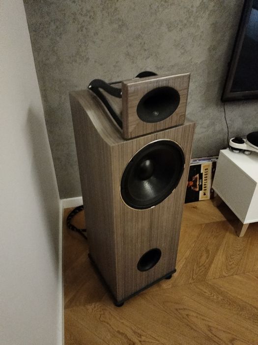 Kolumny tubowe o wysokiej skutecznosci 99db nie blumenhoffer, jbl,