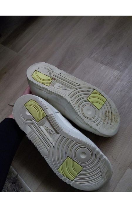 Кросівки жіночі, NIKE, оригінал,Модель W AF1 Pixel SE. Шикарні.