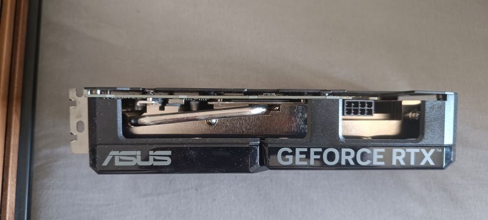 RTX 4060 ASUS evo oc