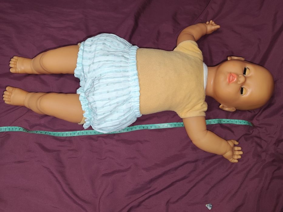 Великий вінтажний пупс