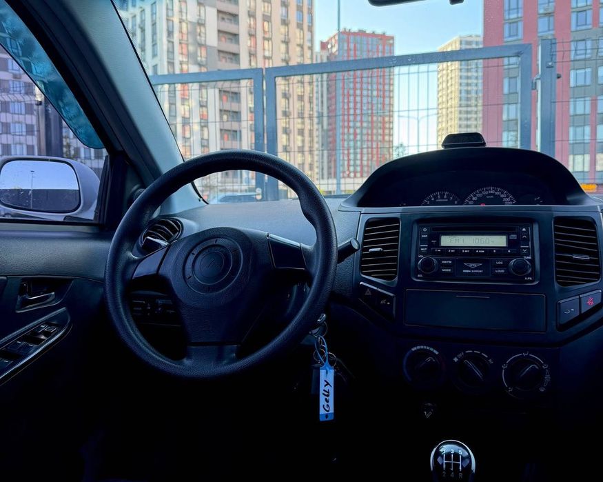 Продаж Geely MK 2