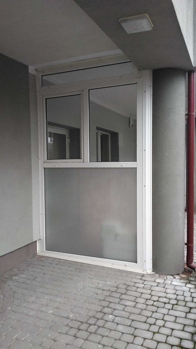 ścianki PCV kaloryfery  drzwi MDF piecyki gazowe