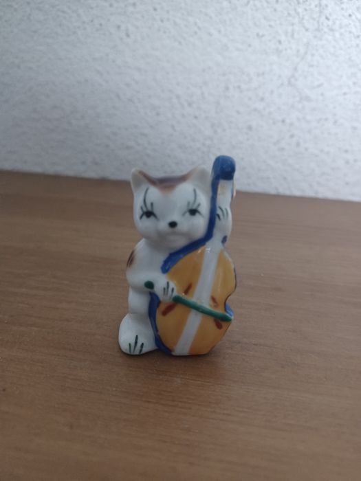 Trio de Gatinhos Músicos em porcelana