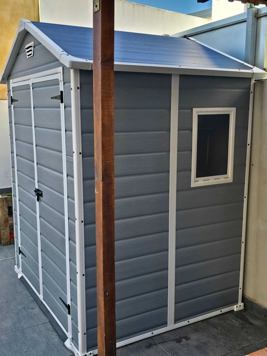 Abrigo Jardim PVC 2.5m²