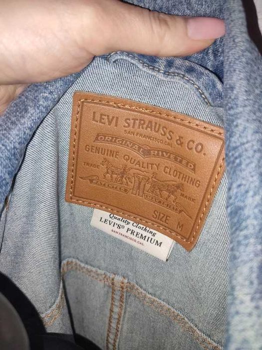 kurtka jeansowa rozm. L firmy Levi's