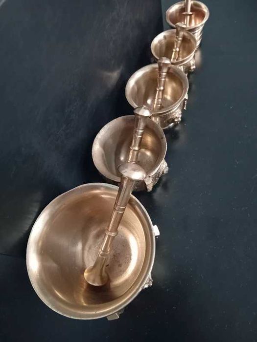 Conjunto de Almofarizes em Latão Decorativos