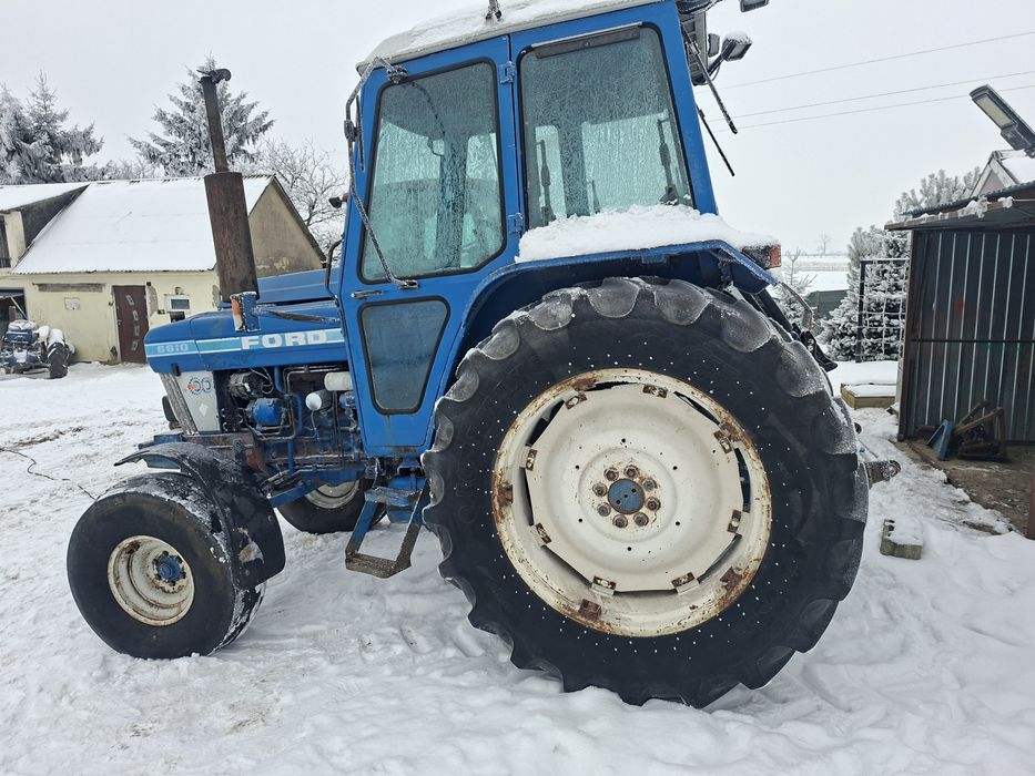 Sprzedam forda 6610