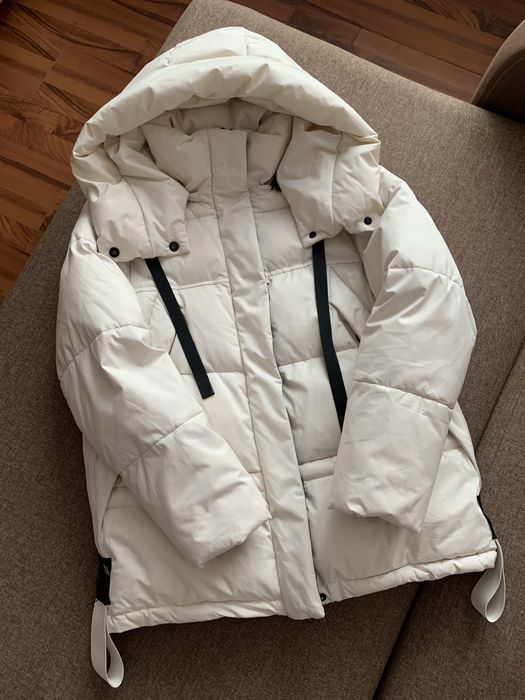 Крутий пуховик куртка
