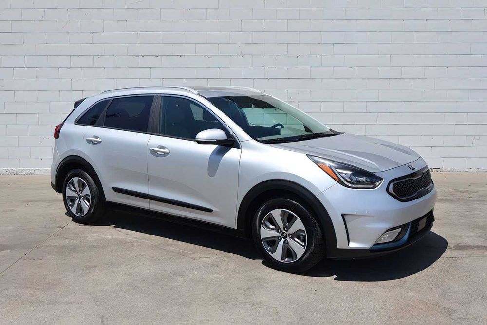 Kia Niro EX Premium      2019