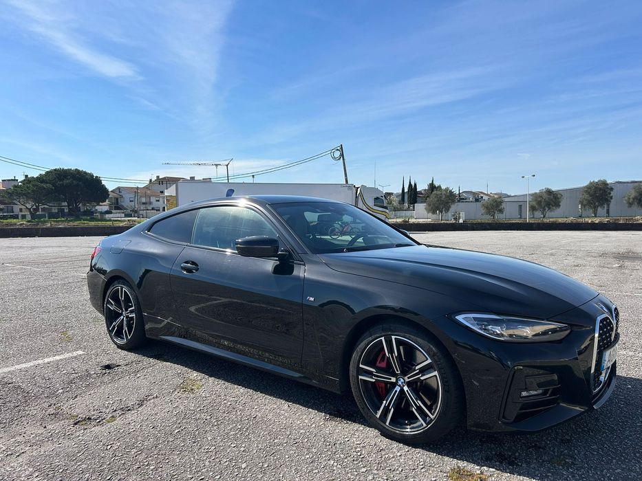 BMW 430i Coupé com Pack M