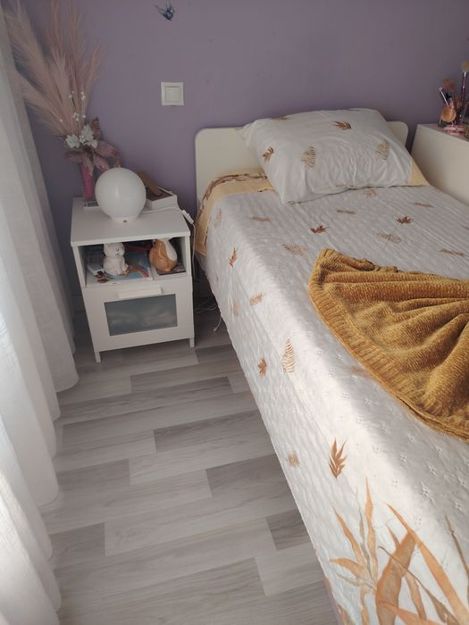 Venda de algumas peças mobiliário de quarto