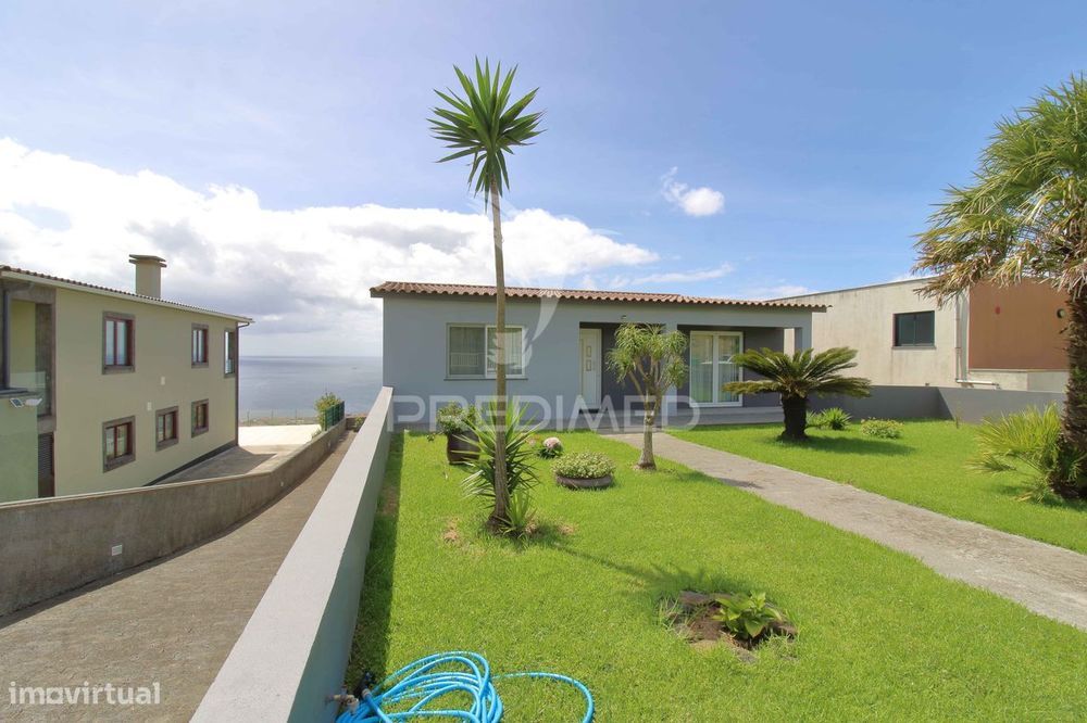 Moradia T5 com Vista Mar e Ilhéus