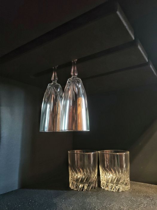 Móvel mini bar garrafeira