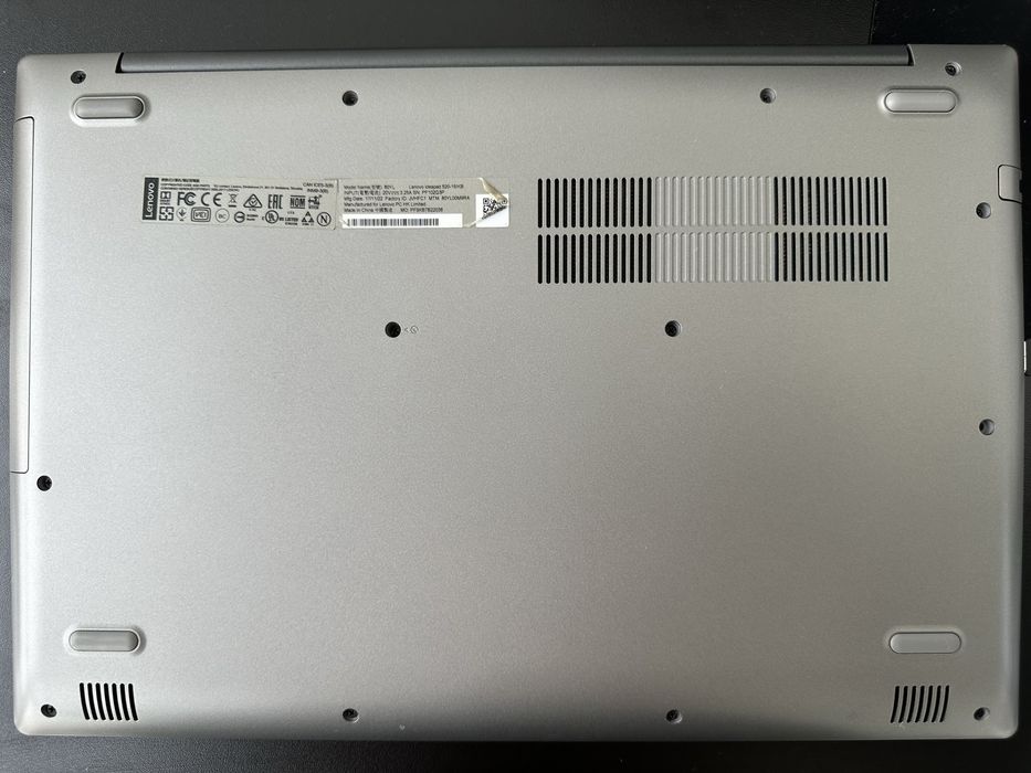 Lenovo IdeaPad 520-15IKB/i7-7500U/RAM16GB/HDD 1TB+SSD 256GB/GT940MX4GB