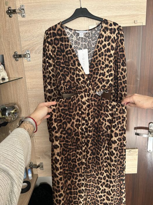 Nowa sukienka długa maxi panterka