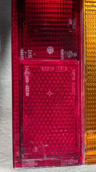 Фонарь левый Лянча Призма