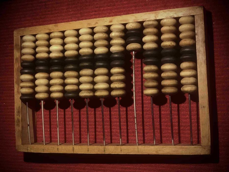 Ручна дерев"яна рахівниця