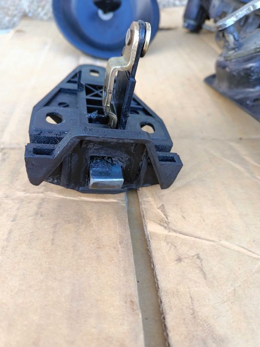 Замок задніх дверей до Фіат Скудо/Пежо Експерт