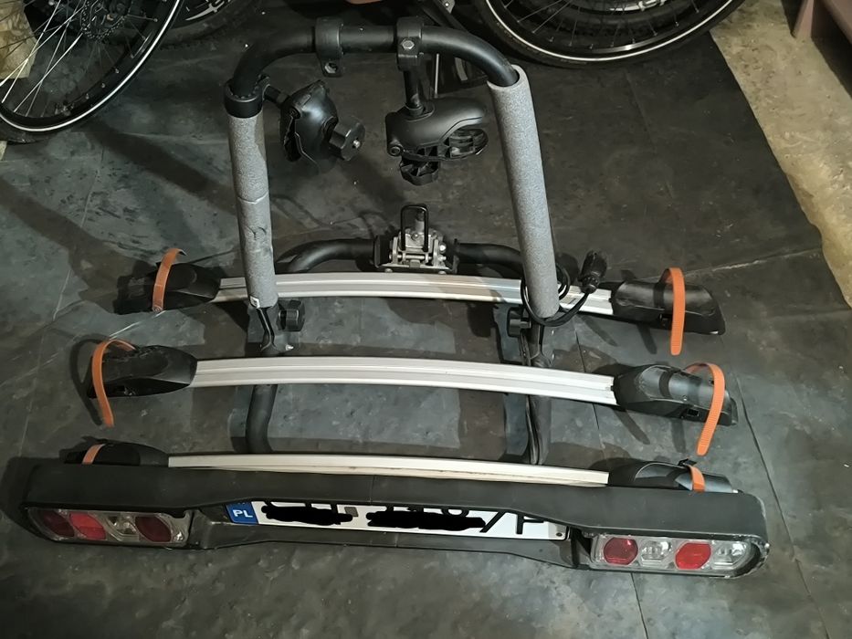 Bagażnik rowerowy na 3 rowery uchylny