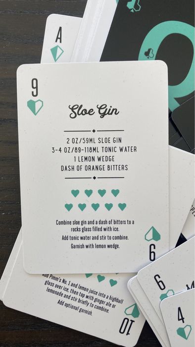 Cartas de jogar com receitas cocktail