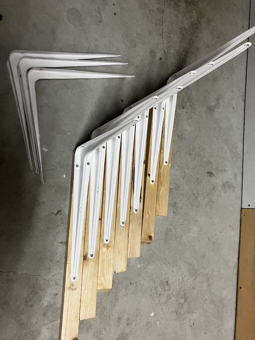 10 Suportes/esquadros branco 350x300