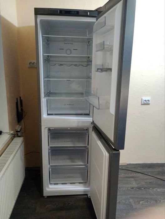 Холодильник Indesit INFC8 TI21X 0 Total No Frost Польського виробництв