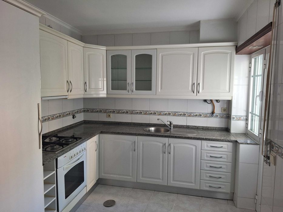 Arrenda-se Apartamento T2 – Centro de Lourosa