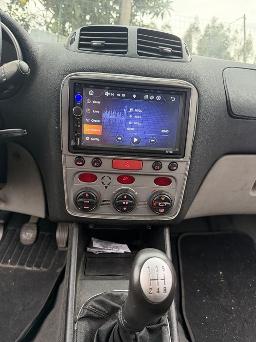 Alfa Romeo 1.6i 120CV