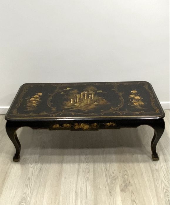 Antiga mesa chinesa.