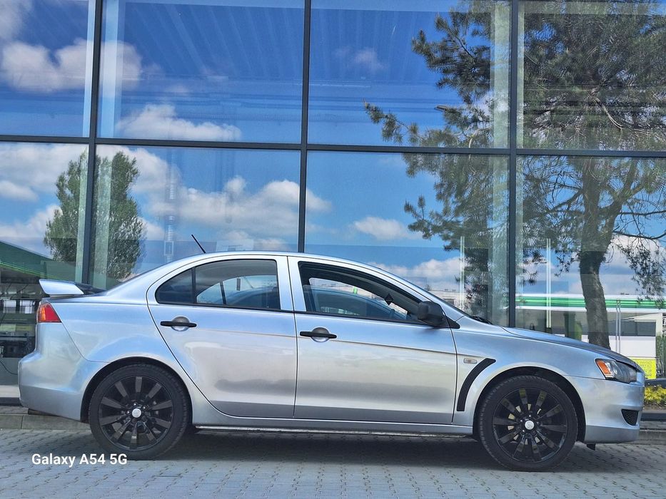 Mitsubishi Lancer , benzyna plus gaz , butla na 10 lat , swieżo sprowadzony , zarejestro