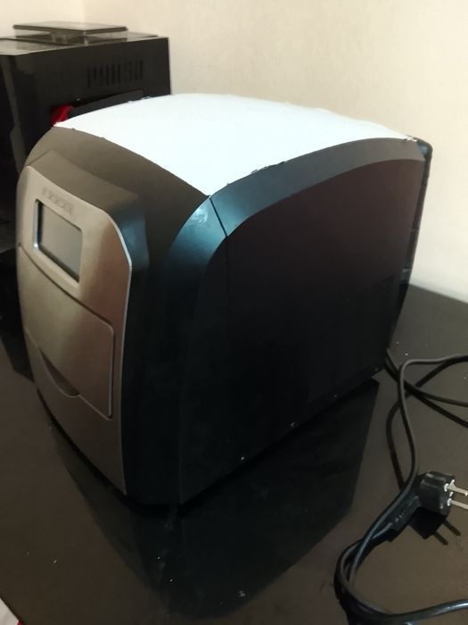 Máquina de gelo pouco usada