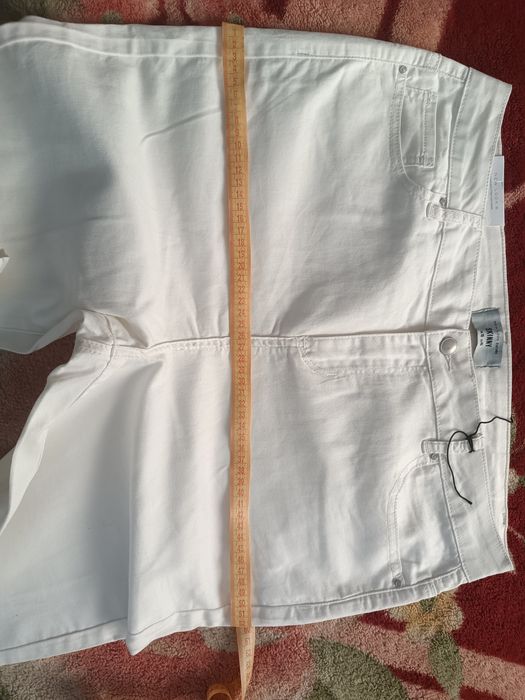 Нові брюки New Look 46