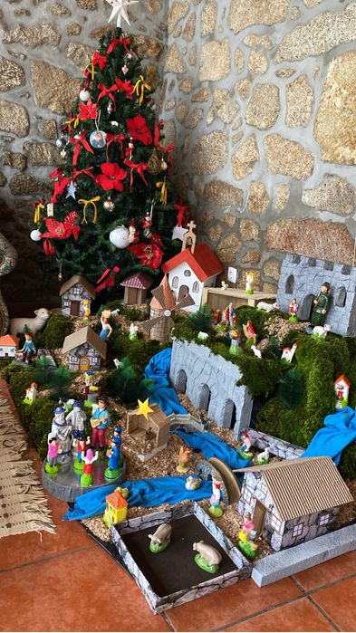 Vendo arvore de natal  comi nova