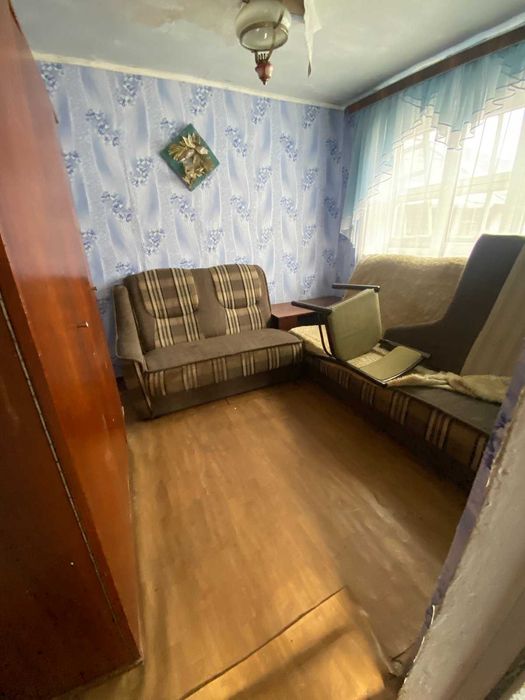 Продаж дешевого будинку з 10-ма сотками землі VS ID:29090