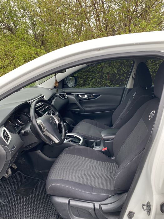Продам Nissan Qashqai
