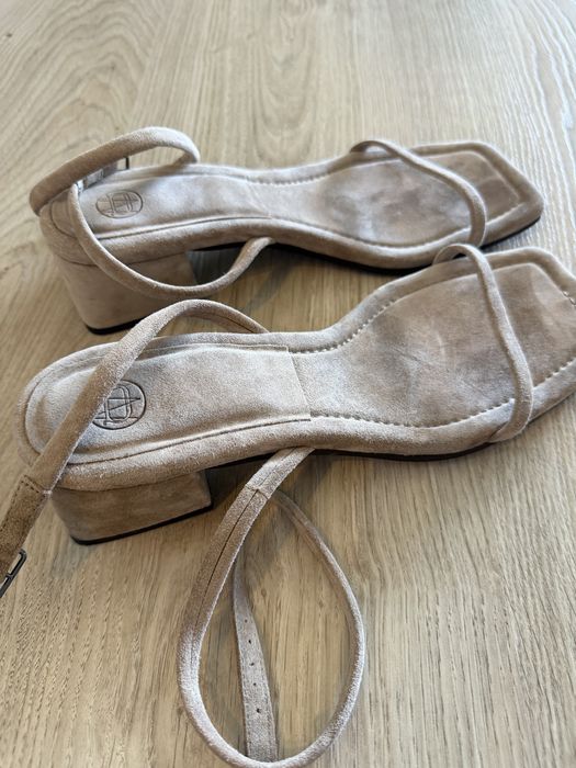 Босоніжки замшеві MassimoDutti