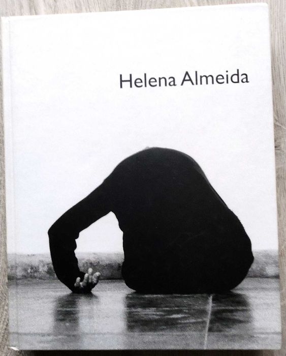 Helena Almeida- Intus [Livraria Civilização Editora; 2005]