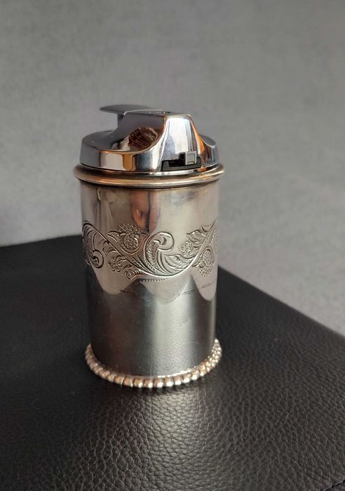 Серебряная зажигалка Ronson