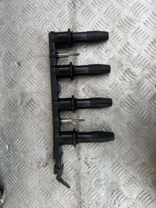 Катушка зажигания 1.6 Opel astra classic астра опель 08год