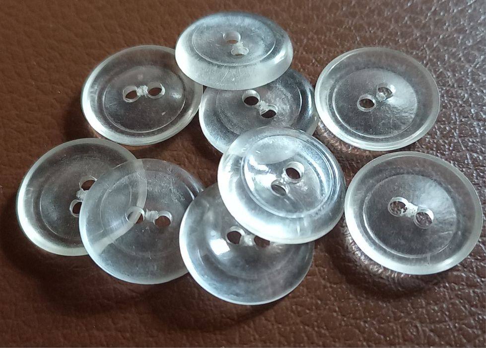 гудзик прозорий новий